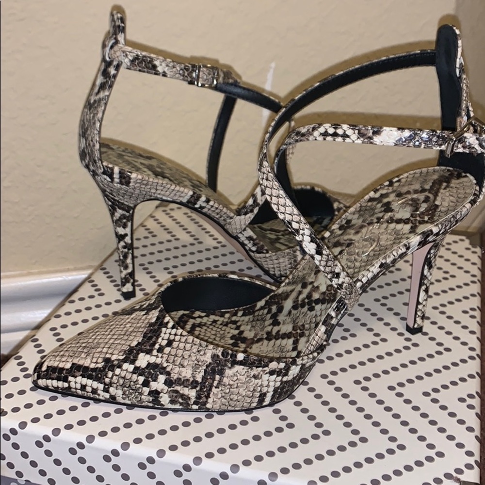 Jessica Simpson heels